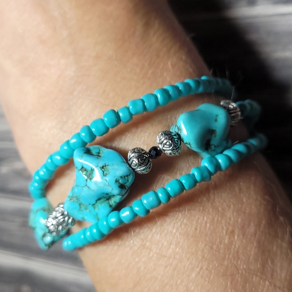 Handmade Tourquoise Howlite Wrap Bracelet - Picture 2 of 2